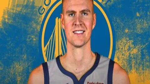 欧冠：曼城队成功晋级附加赛