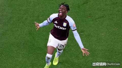 “白大拿倾力打造扇巴掌联盟：揭秘比赛历史与规则，热议话题回顾”